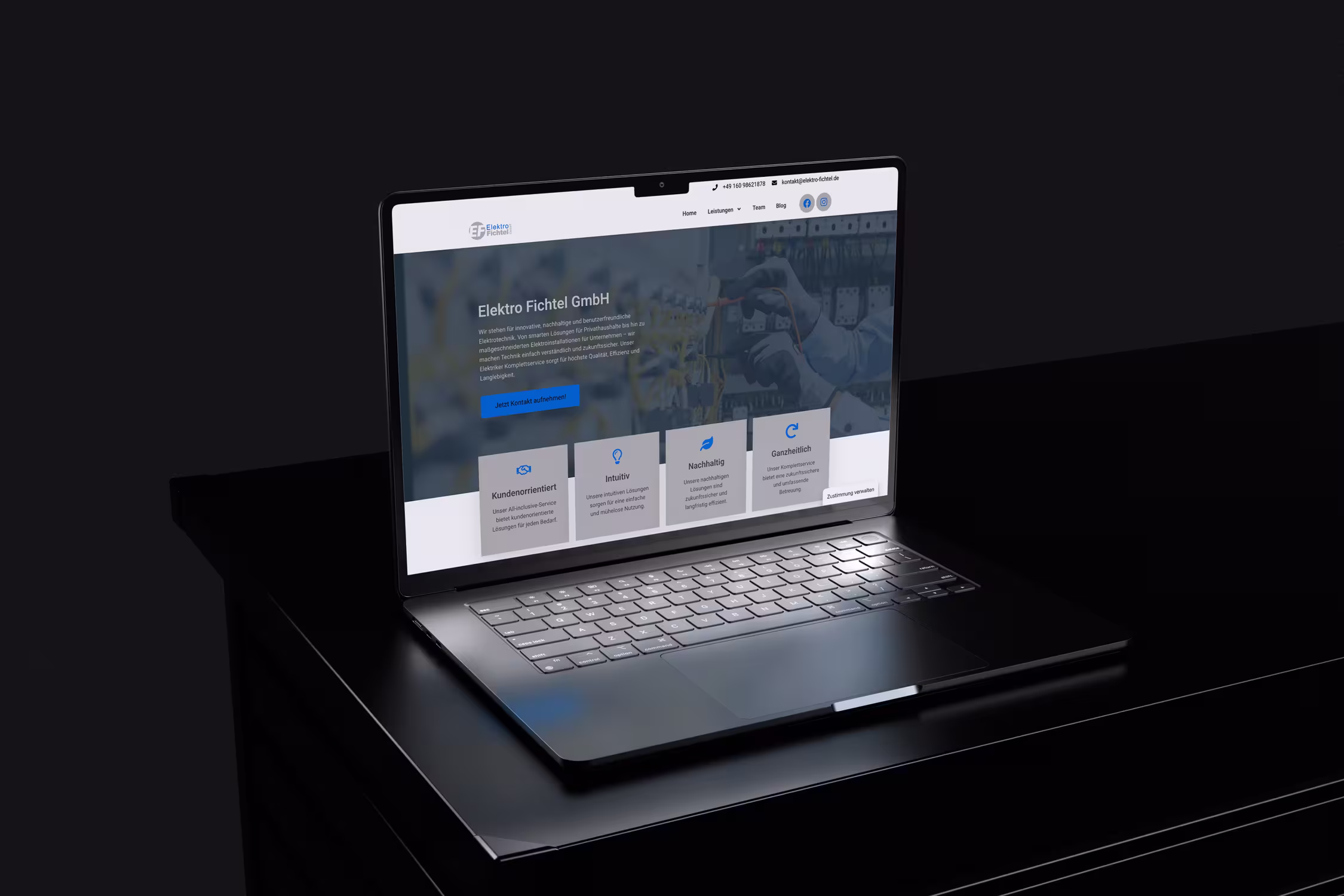 Elektro Fichtel, dargestellt in einem Laptop-Mockup